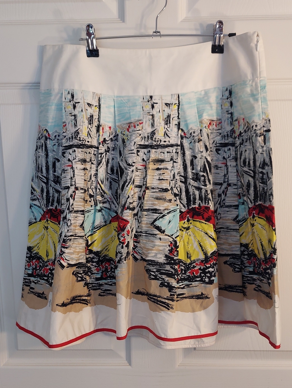 Printed A-Line City Scene Skirt in White with Yellow Accent Sz. 12P
